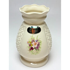 Donegal Parian Irish China 4.5" Bud Vase Floral Bouquet Made in Ireland Ivory